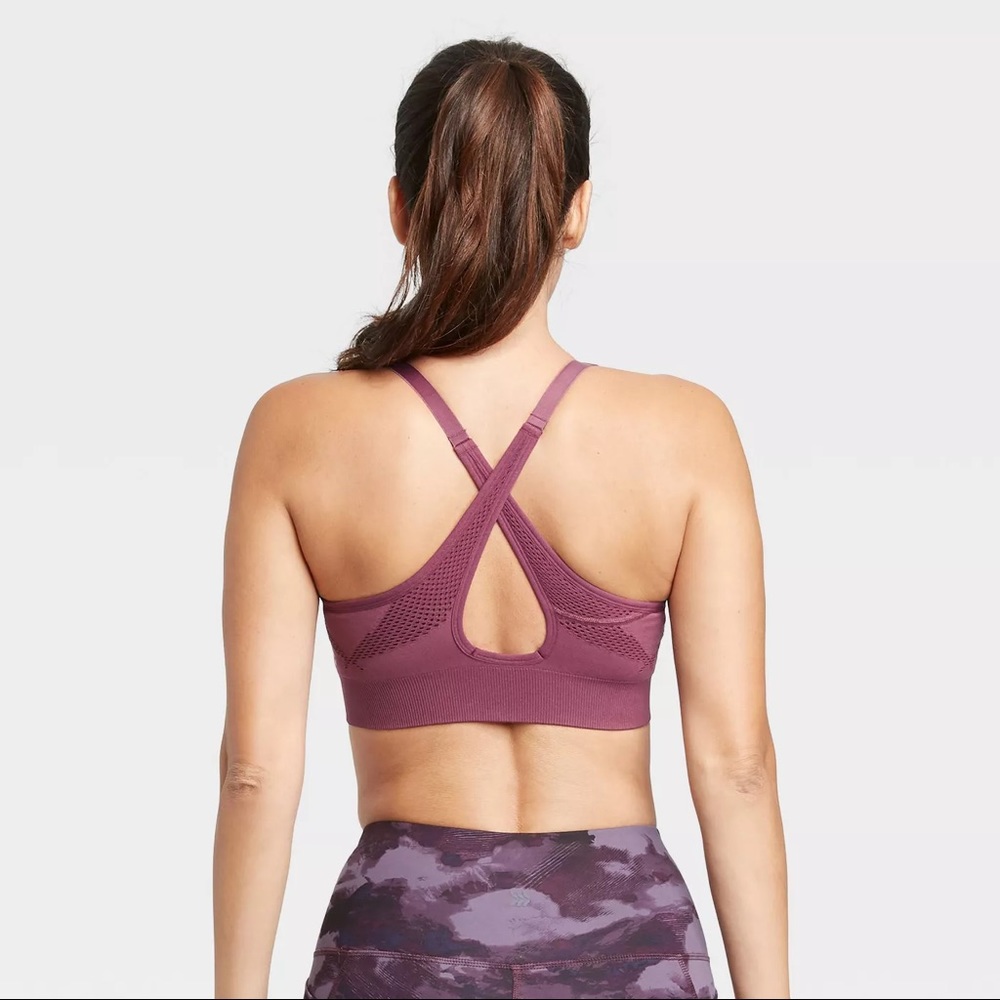 All in Motion Target Laser Cut Seamless Sports Bra - Picture 2 of 6
